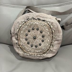 NEW SUNDANCE circle stud bag in stone